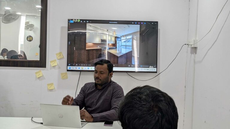 Snowflake real-time project demonstration in classroom training environment